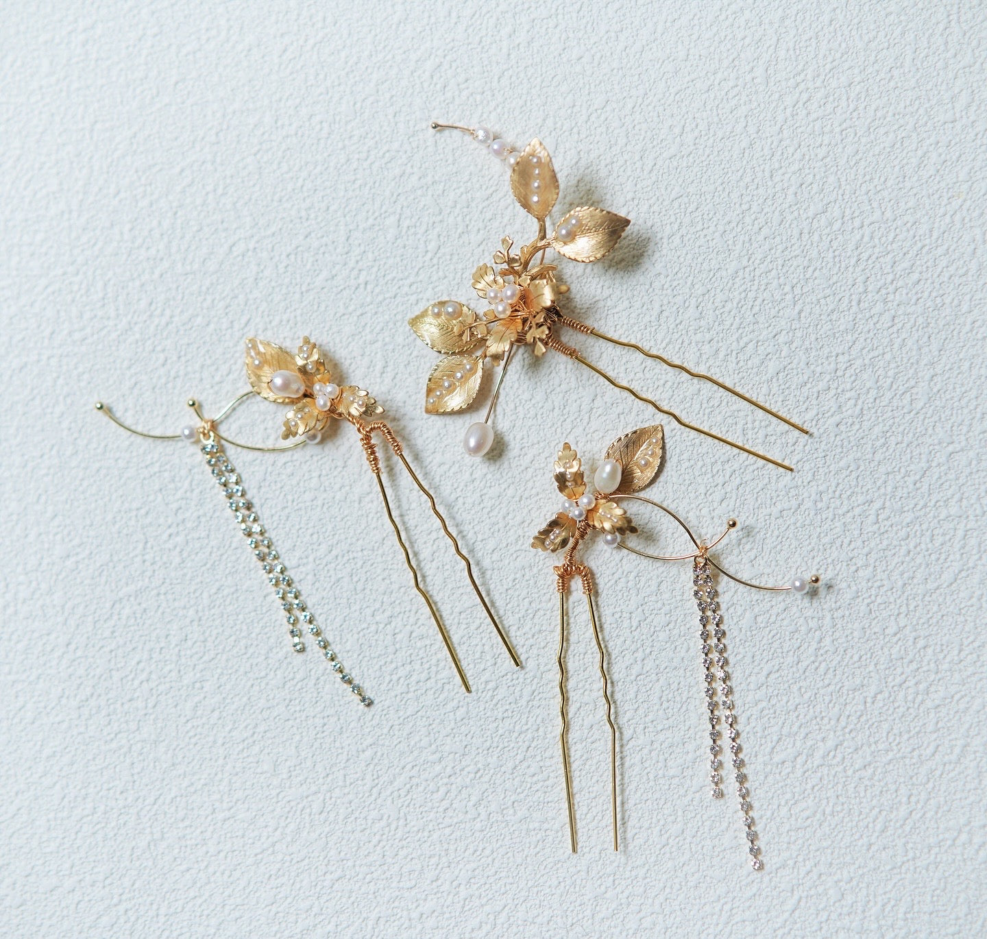 Traditional Gold Bridal Hair Accessory - 25504