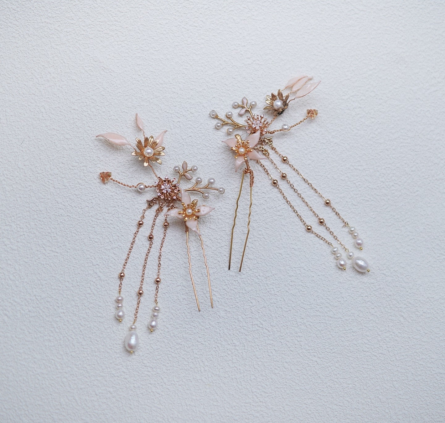 Traditional Gold Bridal Hair Pins – 24503