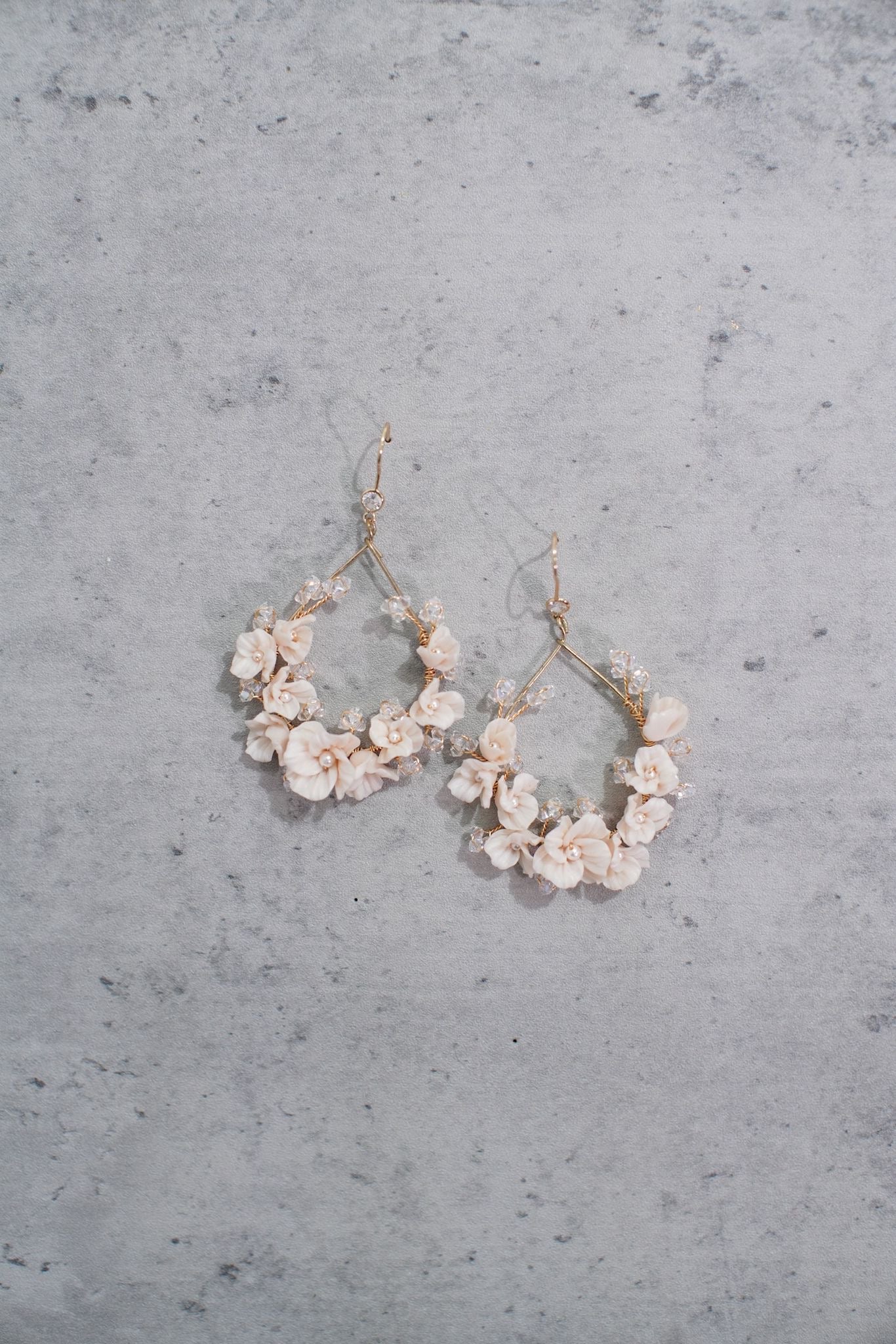 Handcrafted flower - Around
