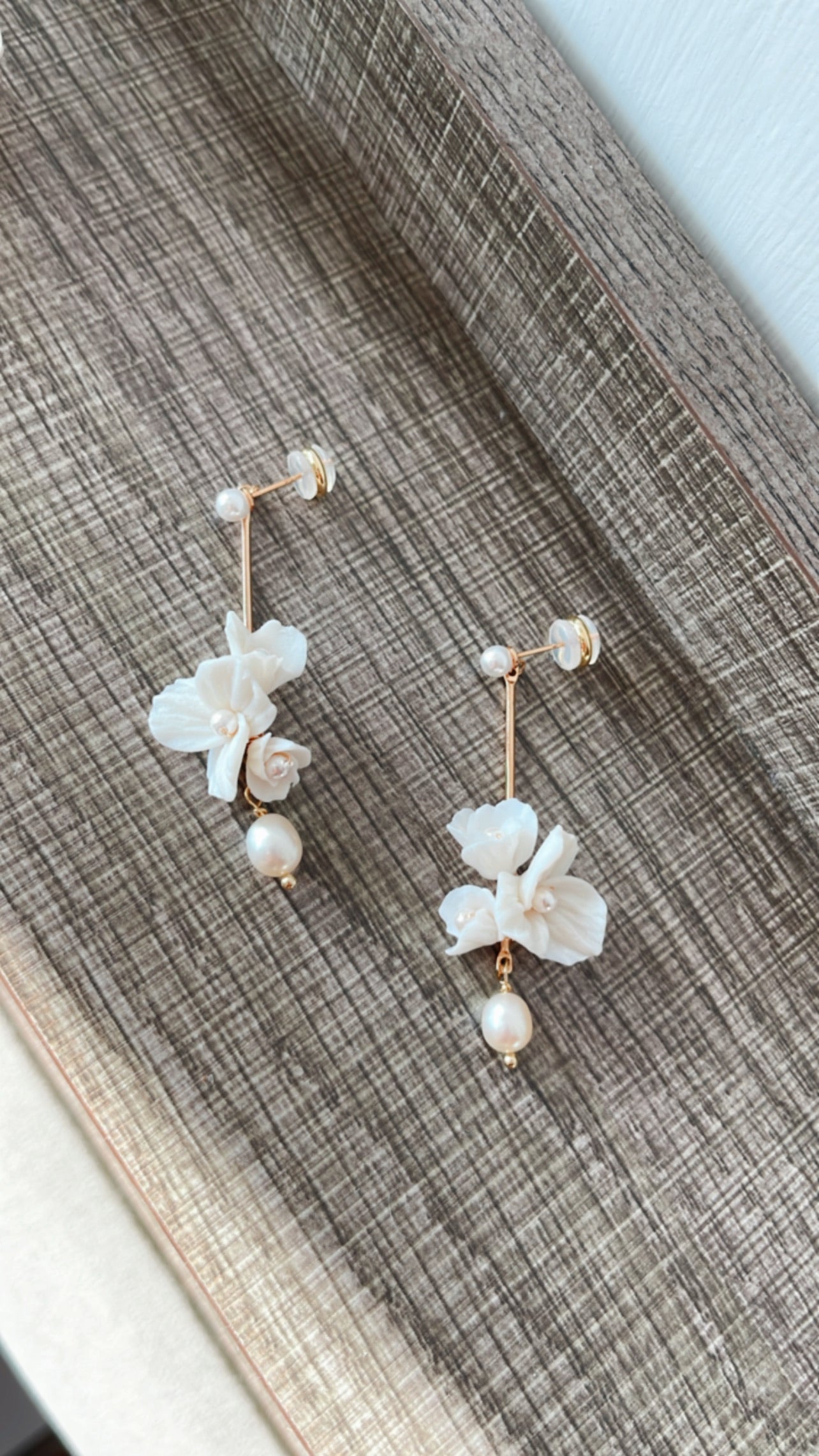 Handcrafted Floral - 25201