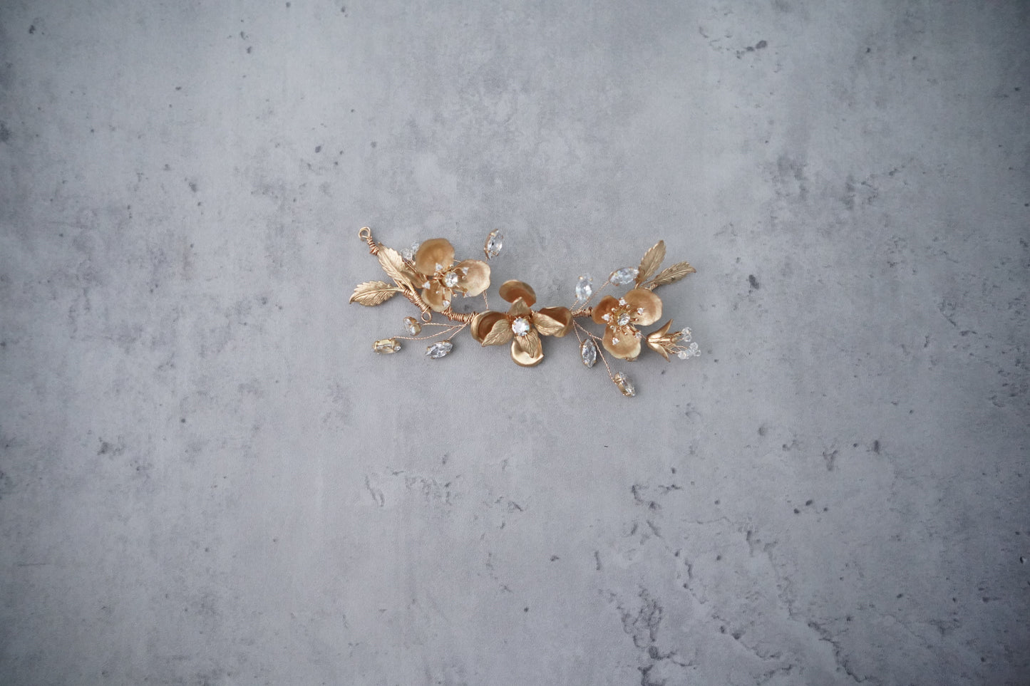 Traditional Gold Bridal Hair Accessory - 24501