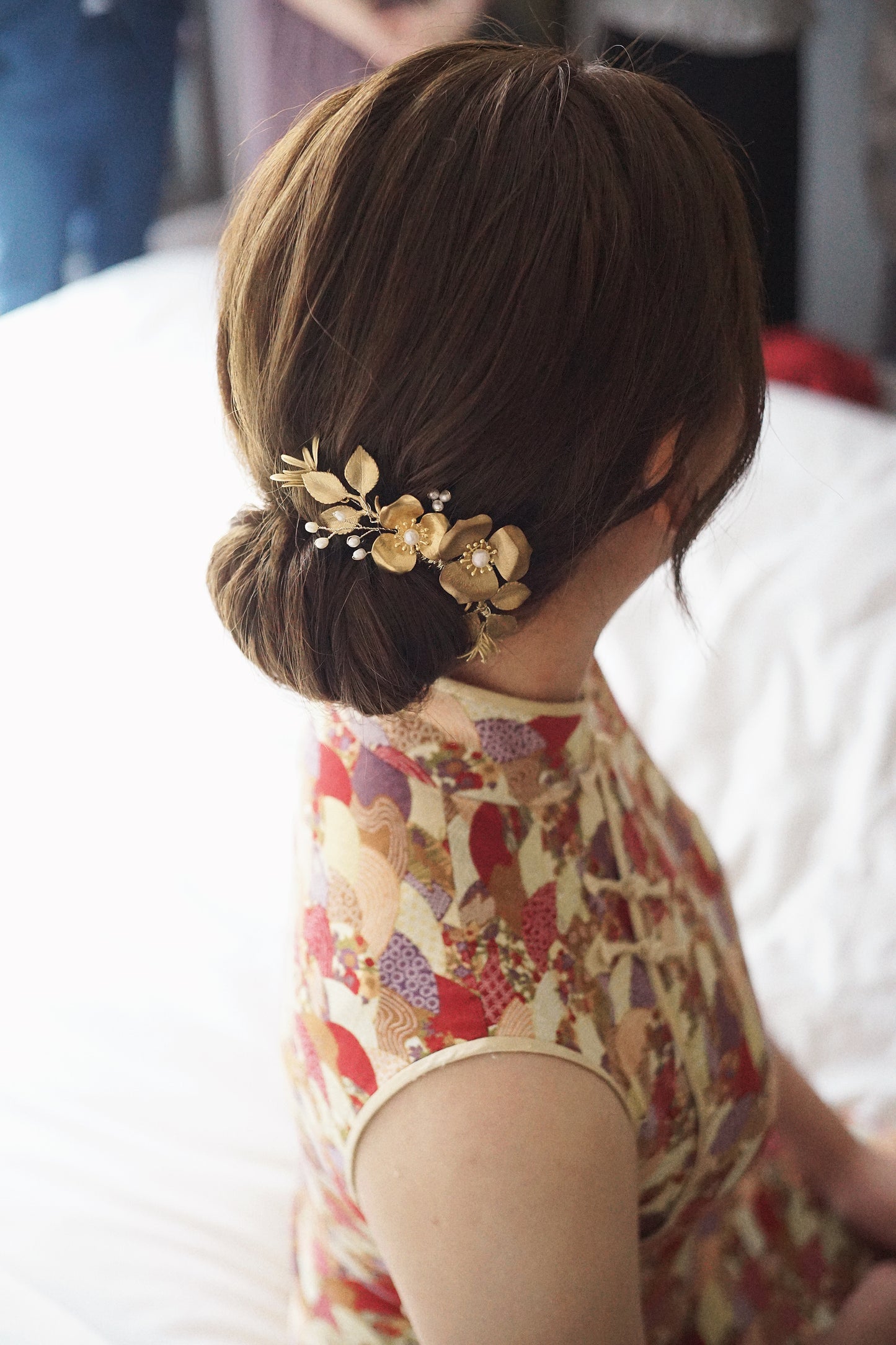 Traditional Gold Bridal Hair Accessory - 25505