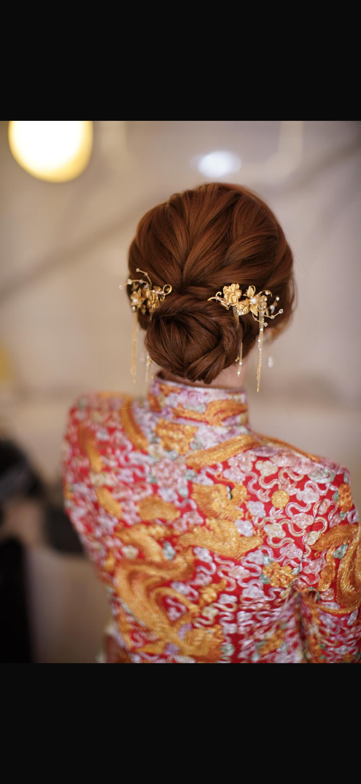 Traditional Gold Bridal Hair Accessory - 25506